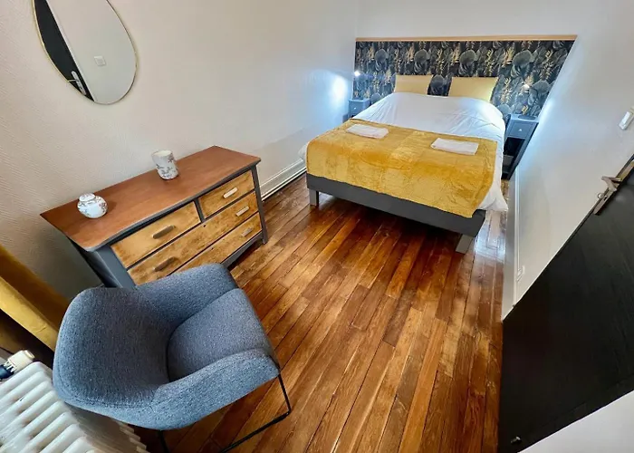 Spacieux T2 Centre Ville De Poitiers Apartamento *