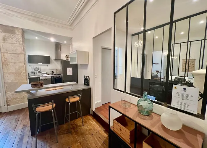 Apartment Spacieux T2 Centre Ville De Poitiers *